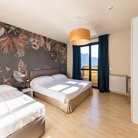 Hotel Miranda リーヴァ・ディ・ソルト エクステリア 写真